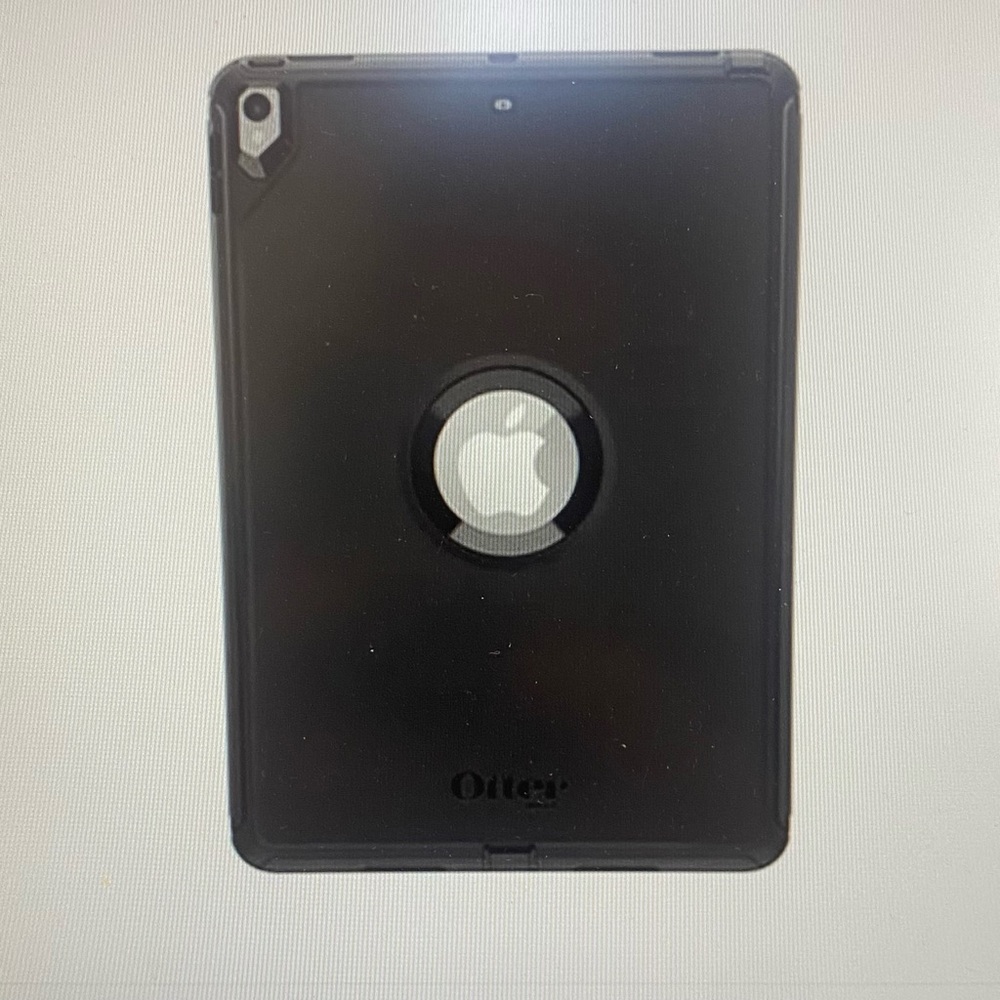 10.5” OTTERBOX DEFENDER series for iPad Pro & iPad Air